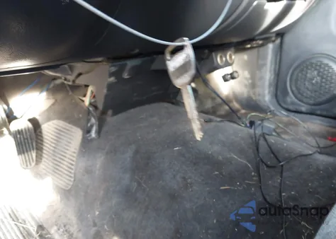 2001 Chevrolet S-10 Ls z USA, uszkodzony, nr VIN 1GCCS14531K109030